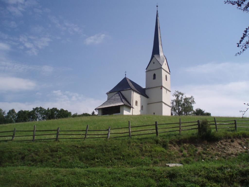 ホテル Gasthof Gutmann Eberstein エクステリア 写真